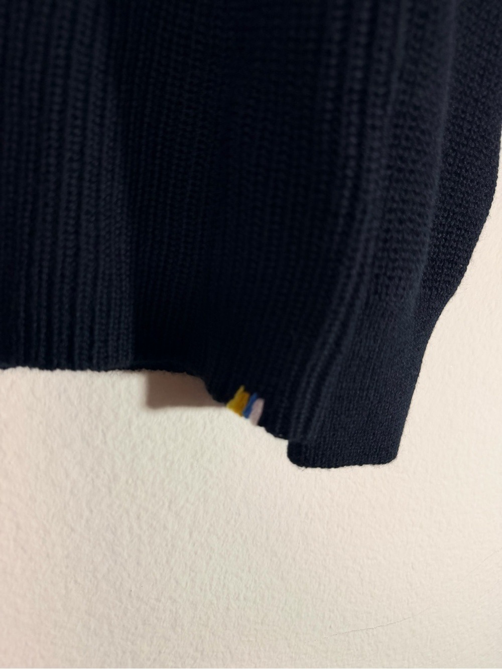 Vuori Alps Crew Neck Merino Wool Sweater Black NWT Medium - Picture 11 of 12